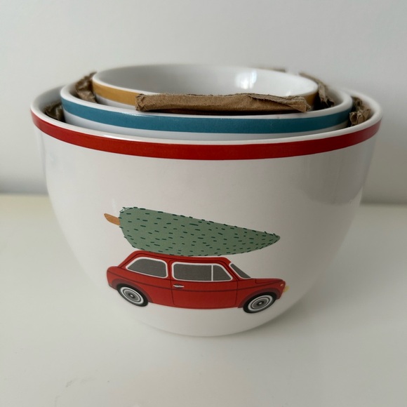 New Set of 3 Christmas Nesting Bowls Holiday Decorπ - Picture 6 of 14